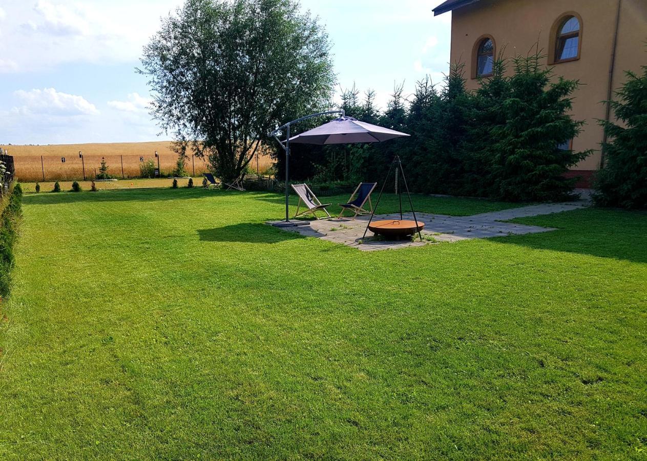 Gosciniec Piast Pokoje I Camper Park Brzezno  Exterior foto
