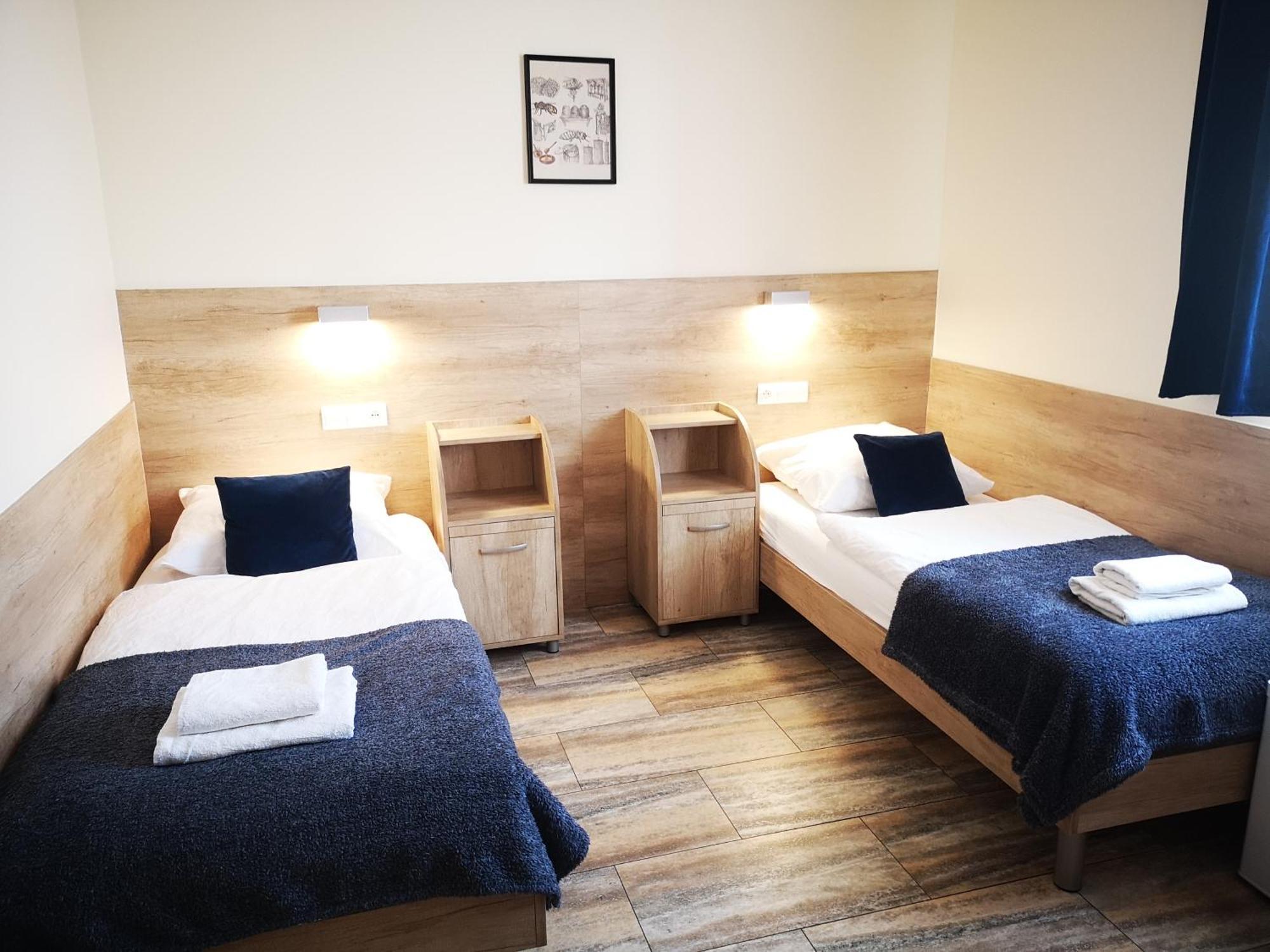 Gosciniec Piast Pokoje I Camper Park Brzezno  Zimmer foto